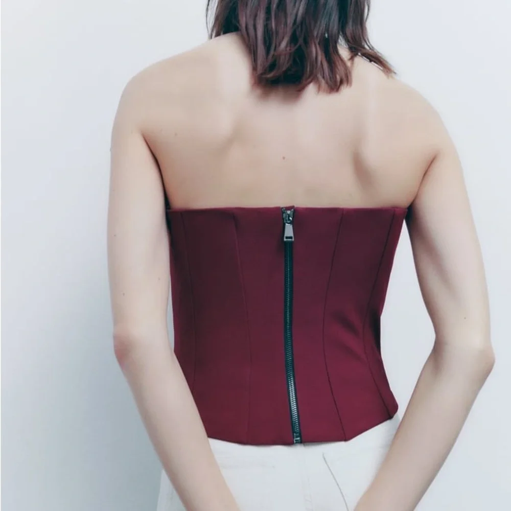 Zara Set - Wine Buttoned Tailored Blazer & Sweetheart Neckline Bustier - Picture 15 of 16